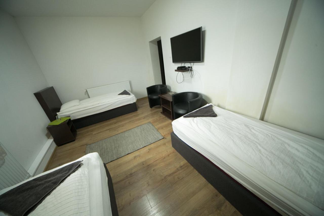 Motel Napsugar Panzio à Lunga  Extérieur photo